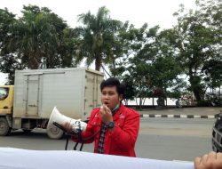 Jalan Poros Samarinda-Bontang Banyak Berlubang Oleh Kendaraan Tambang, GMNI Samarinda: Pemerintah Pusat dan Kaltim Tumpul Implementasi Penegakkan Hukum