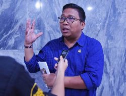 Irwan Fecho Sentil Wamendes PDTT yang Dicap Nyambi Buzzer Sementara Banyak PR Belum Tuntas