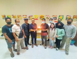 AJKT Beri Surprise Ulang Tahun Ketua KNPI Kutim Felly Lung