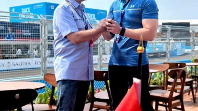 Nonton Formula E di Sirkuit Ancol, AHY Disambut Akrab Anies Baswedan