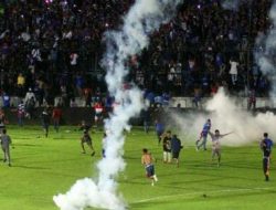 Tragedi Stadion Kanjuruhan, 127 Tewas, 2 di Antaranya Anggota Polri