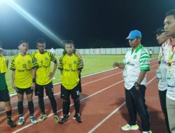 Pertandingan Perdana Penyisihan Grup A Cabor Sepakbola Tuan Rumah Unggul Tipis Atas Kutim