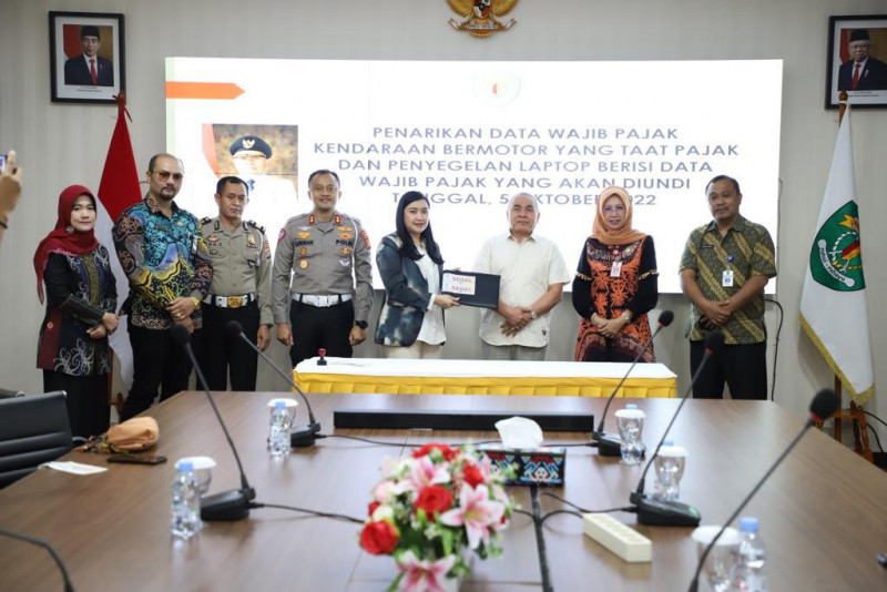 Isran Noor Saksikan Penarikan Data WP dan Penyegelan Laptop Undian Gebyar Pajak 2022