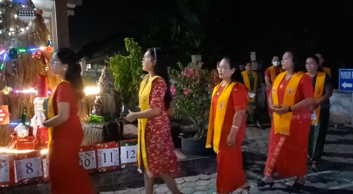 Suasana ibadah di Gereja Toraja Jemaat Marendeng Sangatta sangat khusyuk dan penuh cinta kasih dan suka cita.