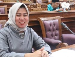 Infrastruktur Jalan Memprihatinkan, Hasna Tekankan Perusahaan di Rantau Pulung Berkontribusi Dalam Pembangunan