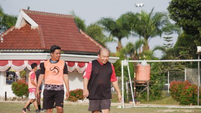 DPRD Kutim Gelar Pertandingan Mini Soccer Sebagai Ajang Motivasi Bagi Anak Muda Untuk Berolahraga