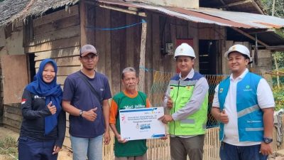 Program Light Up The Dream PLN ULP Sangatta Beri Bantuan Pemasangan Listrik Gratis Untuk Warga Kurang Mampu