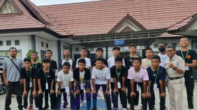 Kutim Kirim 18 Atlet Sepak Bola Tingkat SMP untuk Ikuti GSI di Kota Samarinda