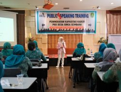 Bersama Zulfa Public Speaking Course, Kader PKK Singa Gembara Berlatih Public Speaking