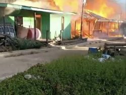 Korsleting Listrik, Kebakaran Hanguskan 7 Rumah Warga di Kampung Kajang