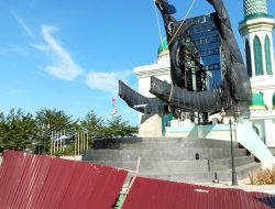 Misbachul Paparkan Proyek Tugu Depan Masjid Agung Pengerjaannya di Bagian Umum Setkab