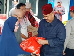 Bupati Kukar Serahkan Bantuan Bahan Pokok Untuk Korban Kebakaran Di Kecamatan Tenggarong