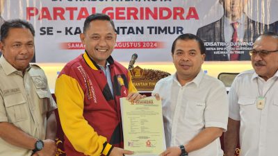 Pasangan Neni-Agus Haris Terima SK B1KWK dari Gerindra