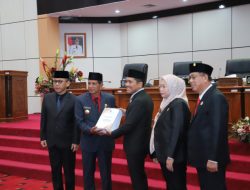 Rapat Paripurna DPRD Bontang Bahas APBD 2025 Bontang Diproyeksikan 2,5 Triliun